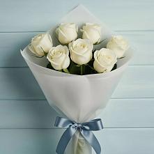 Букет 7 Белых роз Эдлесс Лав в Малых Ягурах