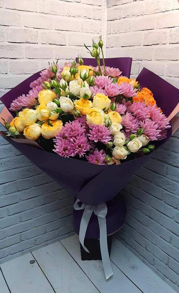 Букет цветов из: Хризантемы и Розы в Малых Ягурах