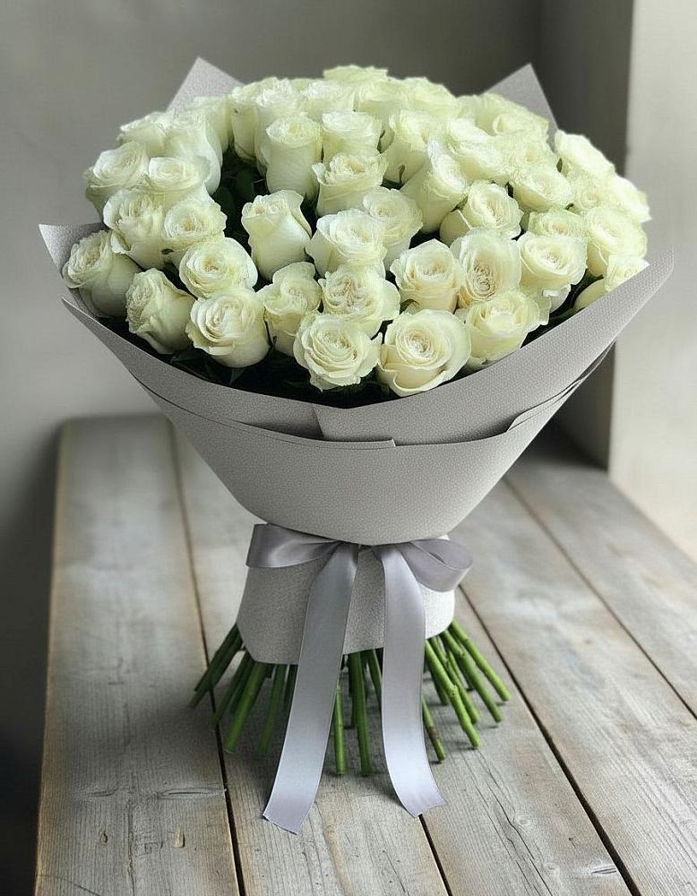 Букет 35 Белых роз в Малых Ягурах