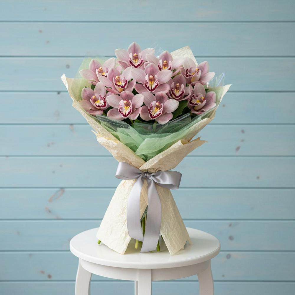 Букет цветов из: Орхидеи и Розы в Малых Ягурах