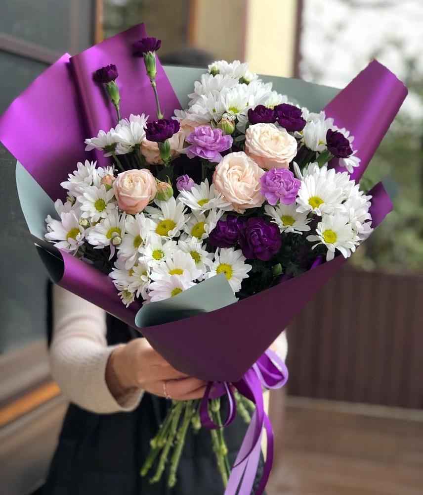 Букет цветов из: Хризантемы, Гвоздики и Розы в Малых Ягурах