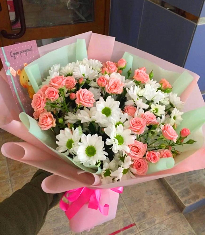 Букет цветов из: Розы и Хризантемы в Малых Ягурах