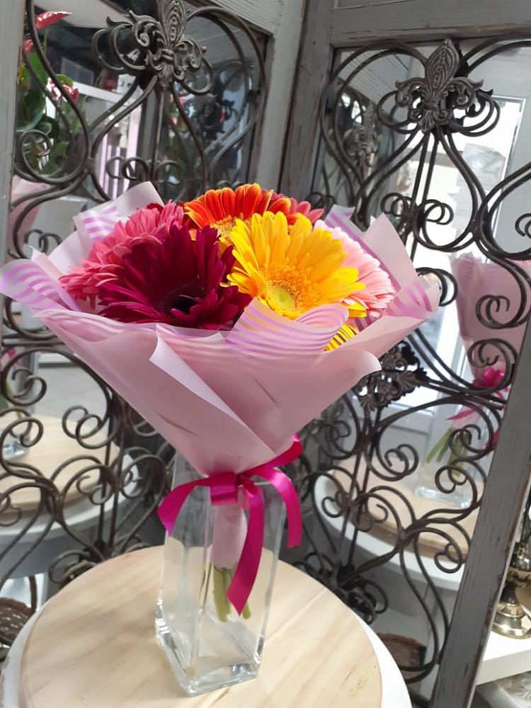 Букет цветов из: Герберы в Малых Ягурах