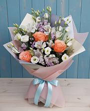 Букет цветов из:  Лизиантусы, Розы, Альстромерии и Гипсофила в Малых Ягурах