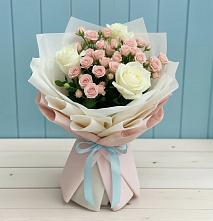 Букет цветов из:  Розы #REPLACE_PRED# Малых Ягурах