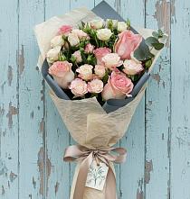 Букет цветов из:  Розы #REPLACE_PRED# Малых Ягурах