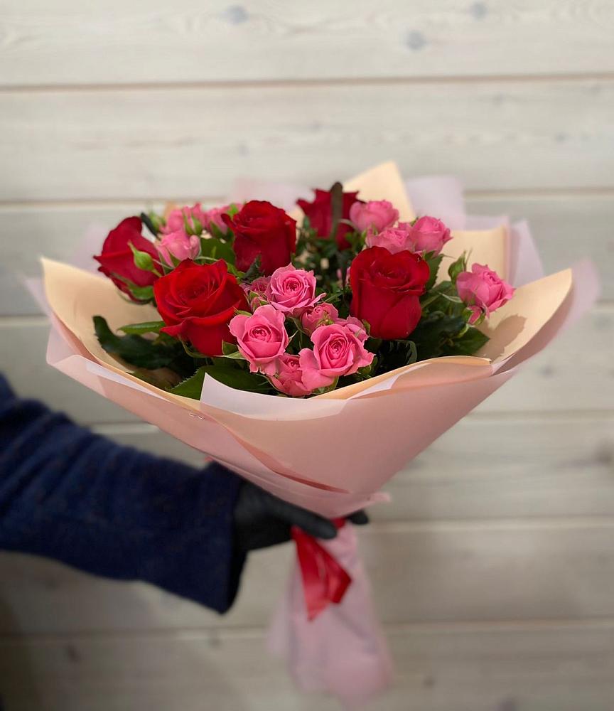 Букет цветов из: Розы в Малых Ягурах