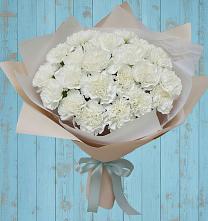 Букет цветов из:  Гвоздики в Малых Ягурах