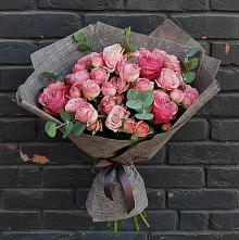 Букет цветов из:  Розы в Малых Ягурах